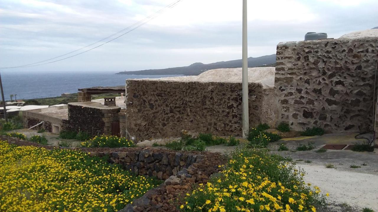 Vila Karuscia Pantelleria Exteriér fotografie